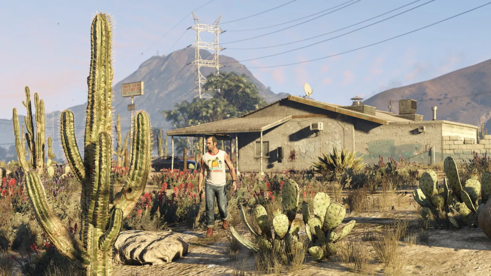 Trevor entre cactus junto a una casa en el desierto, GTA 5
