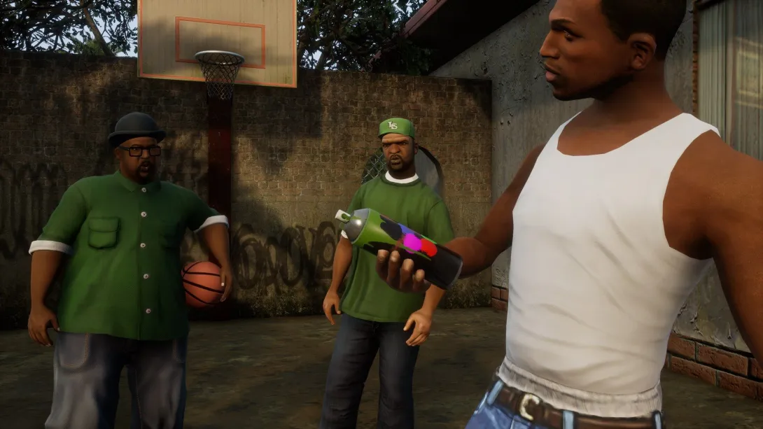 GTA San Andreas Definitive Edition’da CJ elinde sprey boyayla basketbol sahasında Big Smoke ve Sweet ile konuşuyor